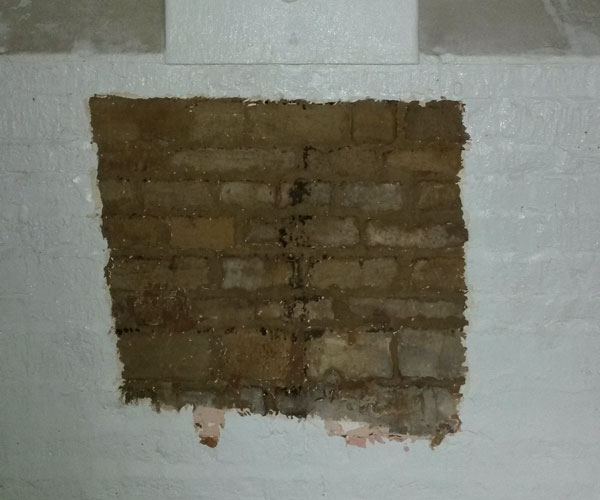 Doff paint removal on wall Doff paint removal on wall
